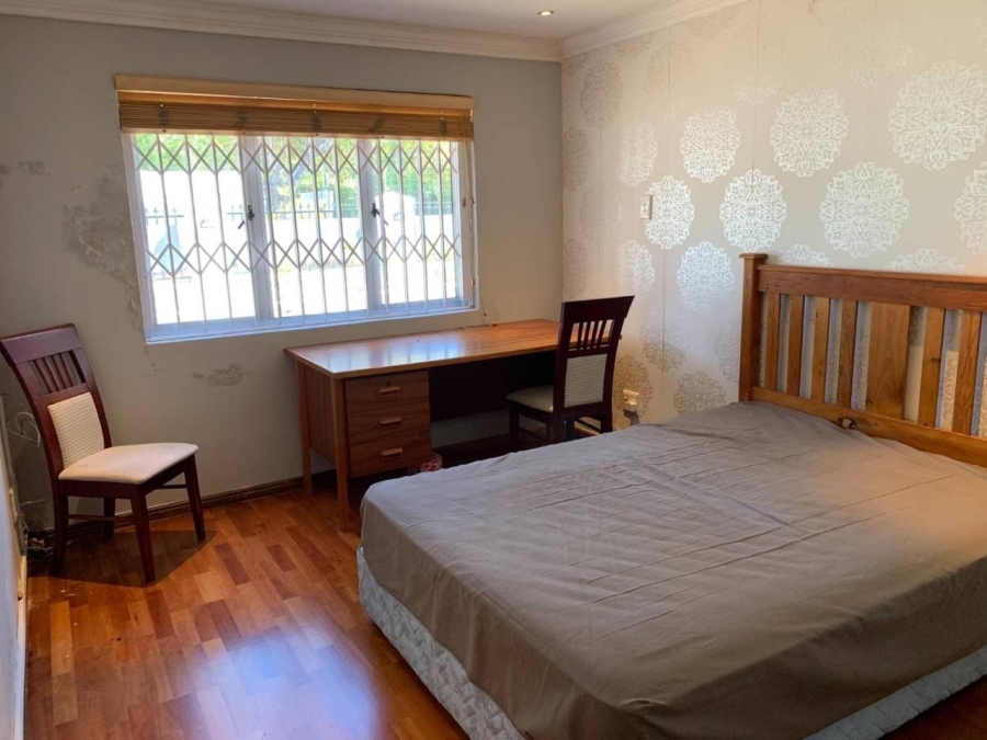 8 Bedroom Property for Sale in Rondebosch Western Cape